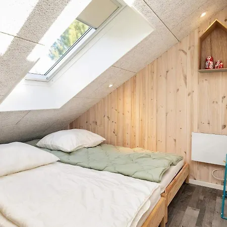 6 Person Holiday In * Hals