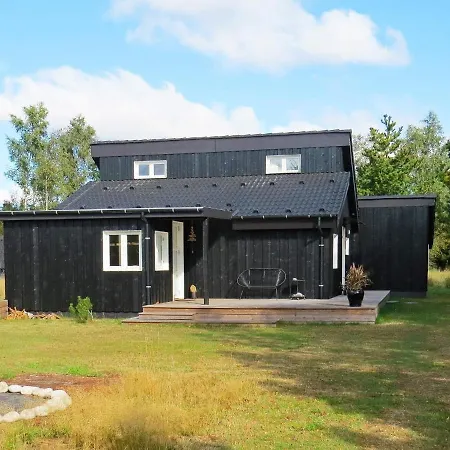 6 Person Holiday In * Hals